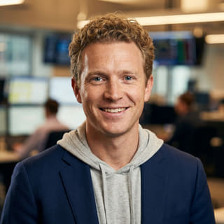 Ryan Brooks, Analyste Principal en Trading au sein de Ample Patrivasure